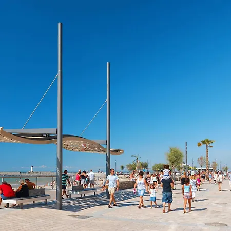 아파트 Les Colonnes De Circe By Interhome *